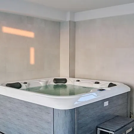 Apartment Mara In Alezzi Infinity *